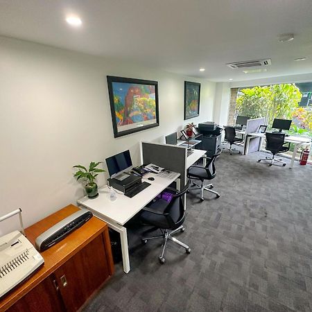 Holiday Inn Express Port Moresby By Ihg Exterior foto