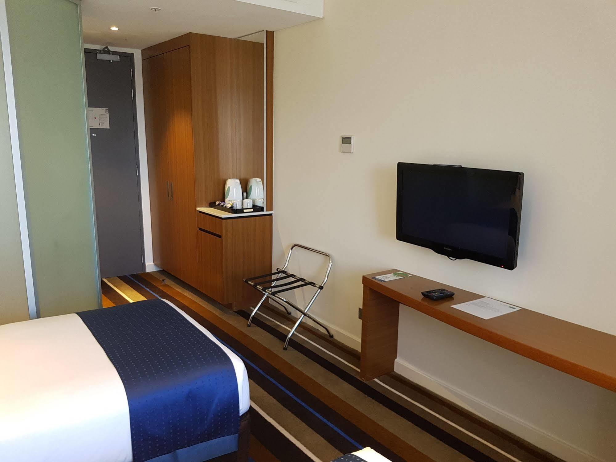 Holiday Inn Express Port Moresby By Ihg Exterior foto