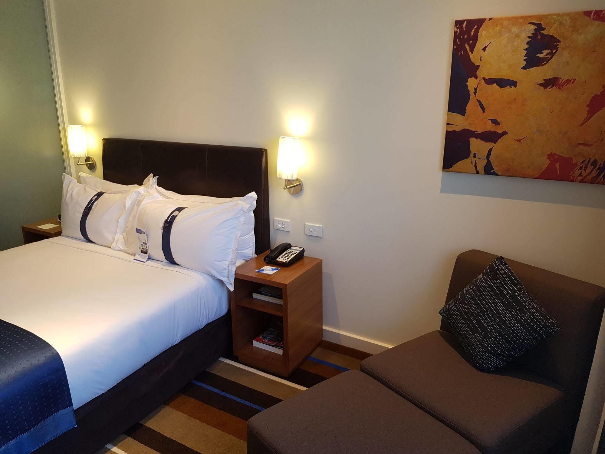 Holiday Inn Express Port Moresby By Ihg Exterior foto